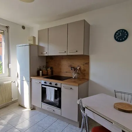 Spacieux Proche Centre-ville Apartamento *
